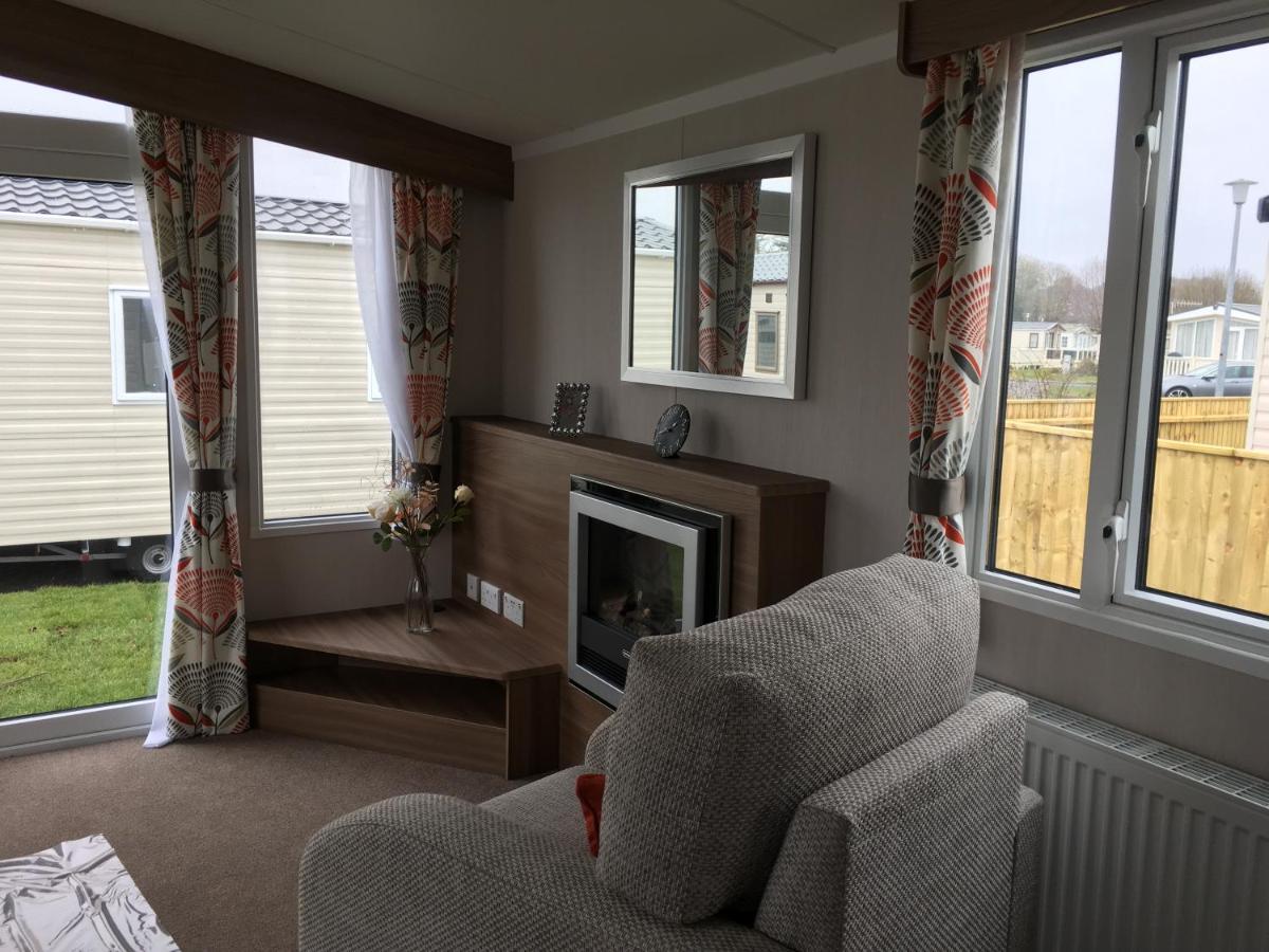 3 Bed Luxury Mobile Hoburne Park Christchurch Holiday home *